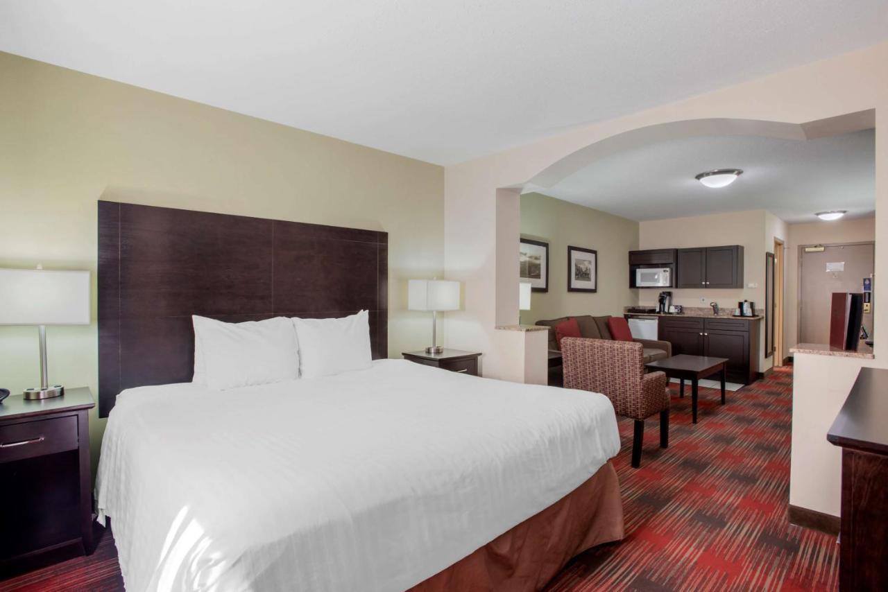 Best Western Plus Red Deer Inn & Suite Kültér fotó