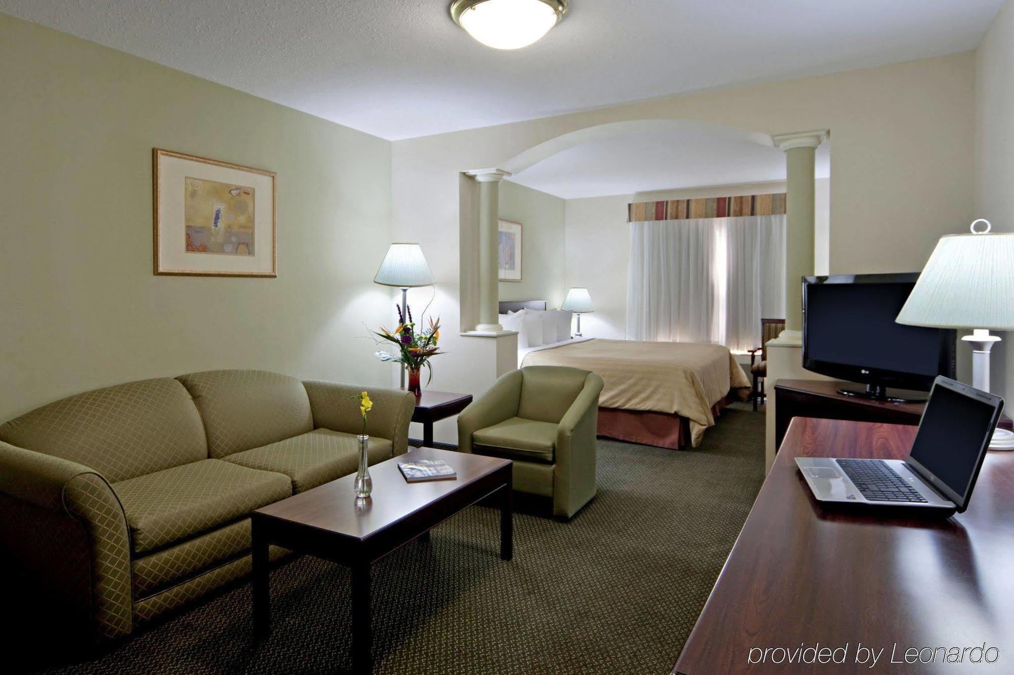 Best Western Plus Red Deer Inn & Suite Szoba fotó